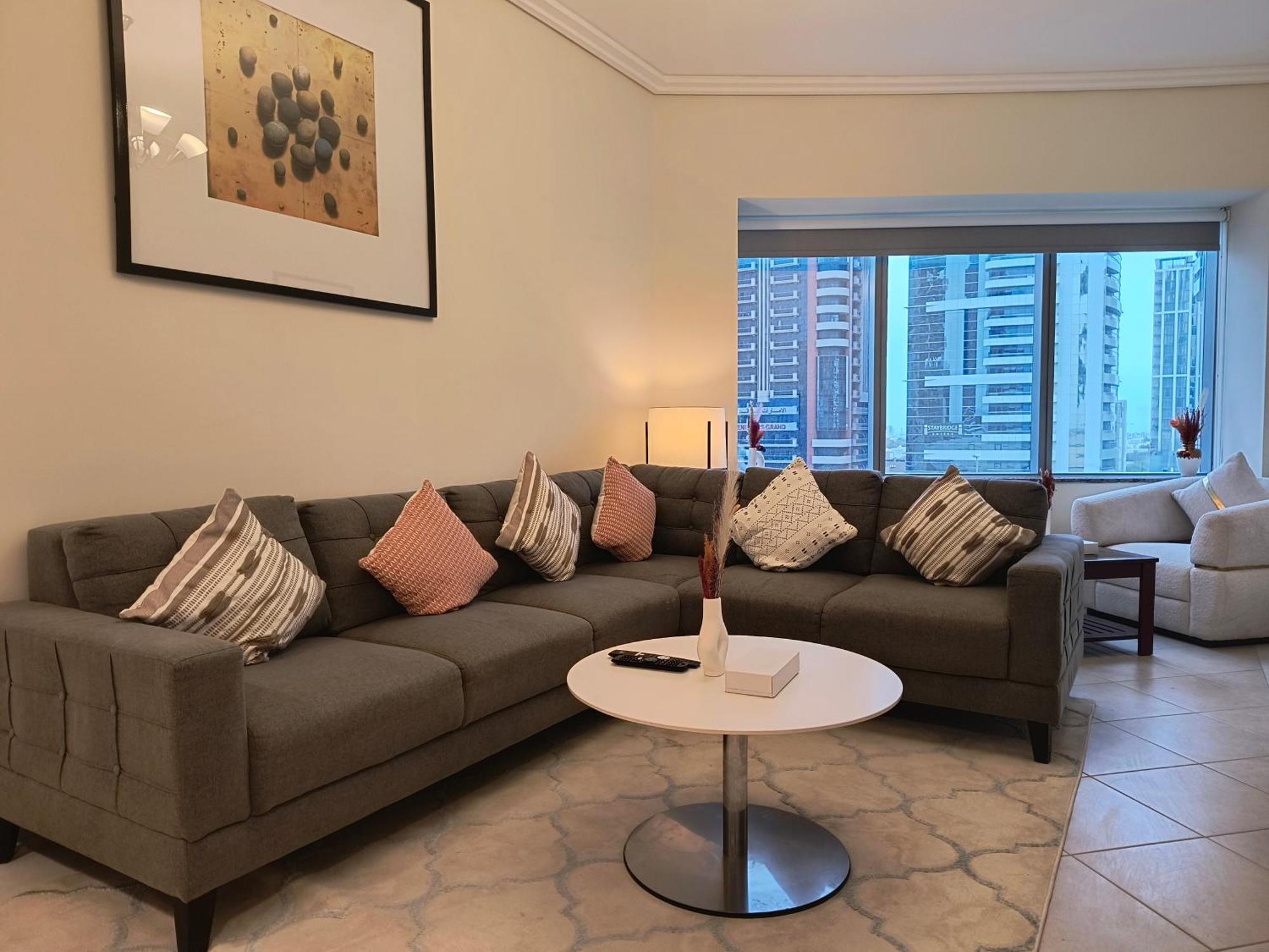 Trinity Homes - Sheikh Zayed Road Near To Financial Center Metro Station شقة *
