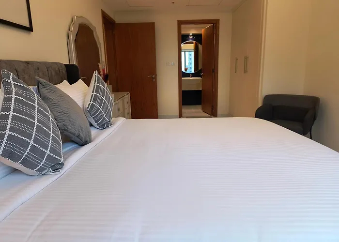 Trinity Holiday Homes - Sheikh Zayed Road Near To Financial Center Metro Station